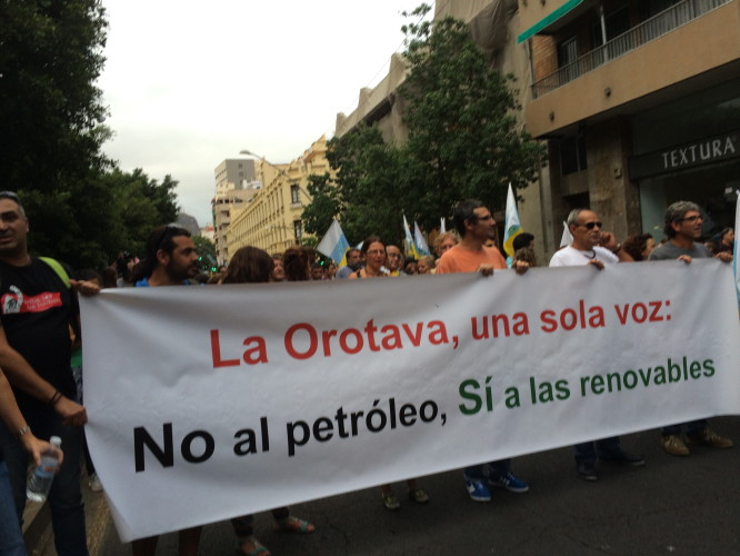 La Orotava una sola voz: "No al petróleo, Si a las renovables"